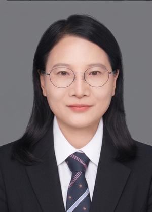 张维艳